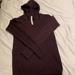 Lululemon Restless pullover long sleeve with hood